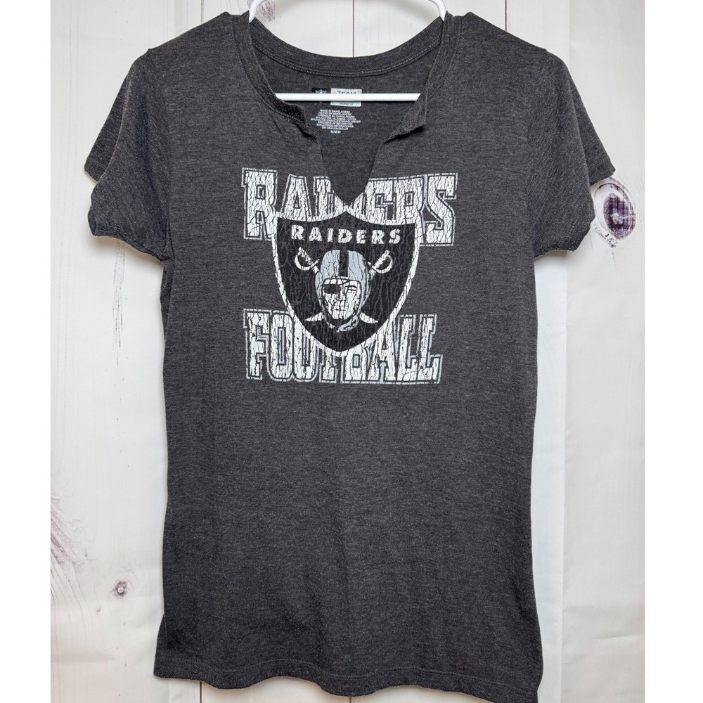 Woman's Vintage‎ Raiders T-Shirt / Size Medium / Sku0043